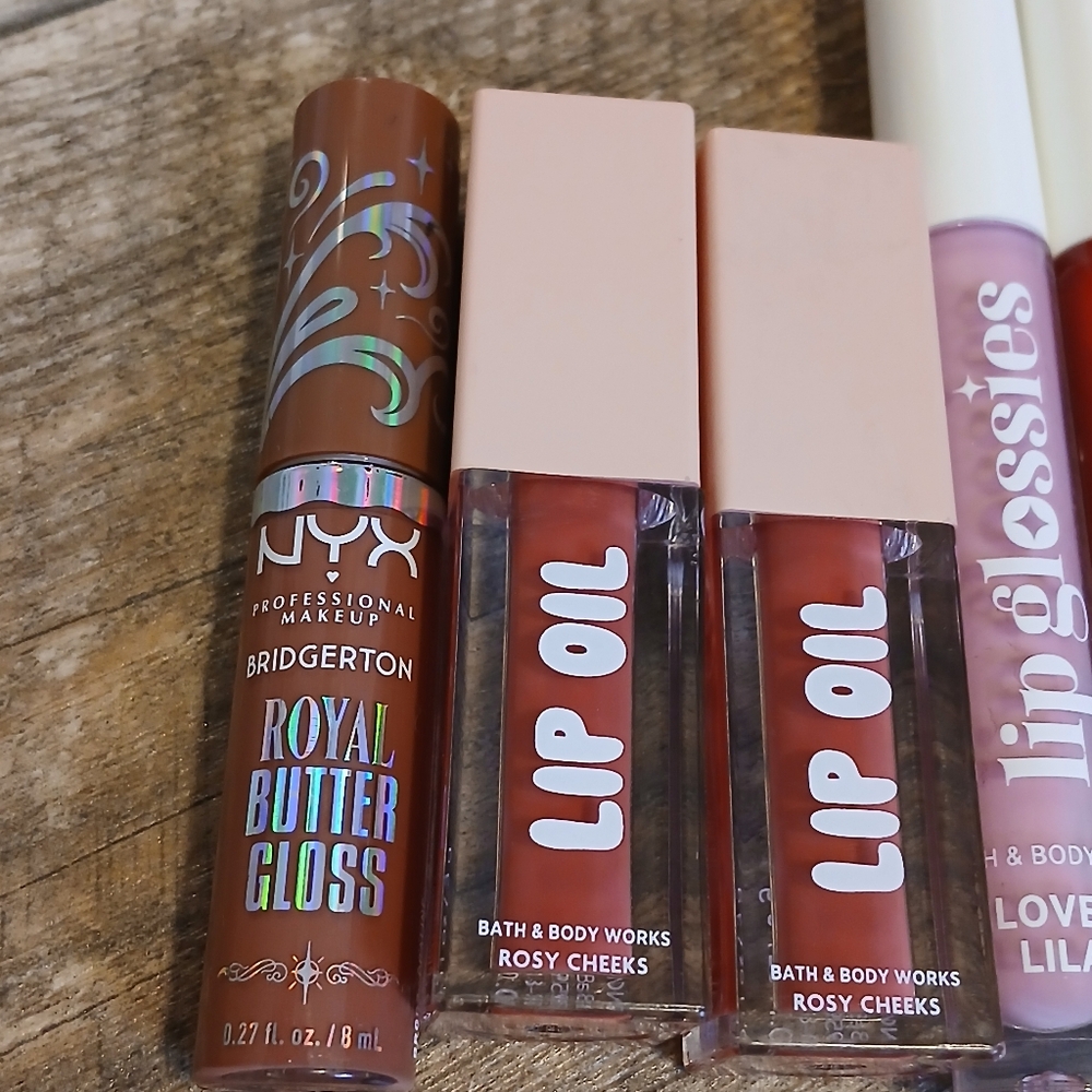 Bath & Body Works Lip Gloss & Balm (11) - Picture 2 of 8
